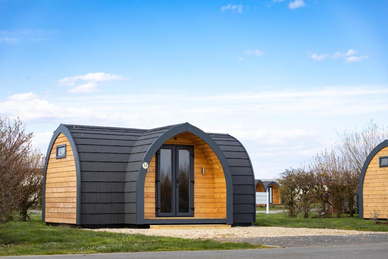 Camping Pods Trevella Holiday Park Crantock Bagian luar foto